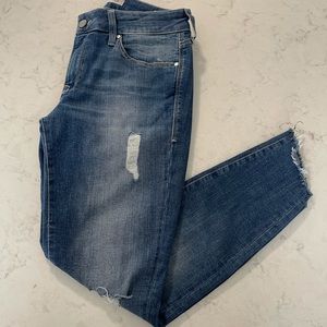 Mavi mid rise uneven raw hem skinny jeans